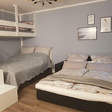 Petit Bagage 2019 Neueroeffnung Apartment Sankt Augustin Ngoại thất bức ảnh
