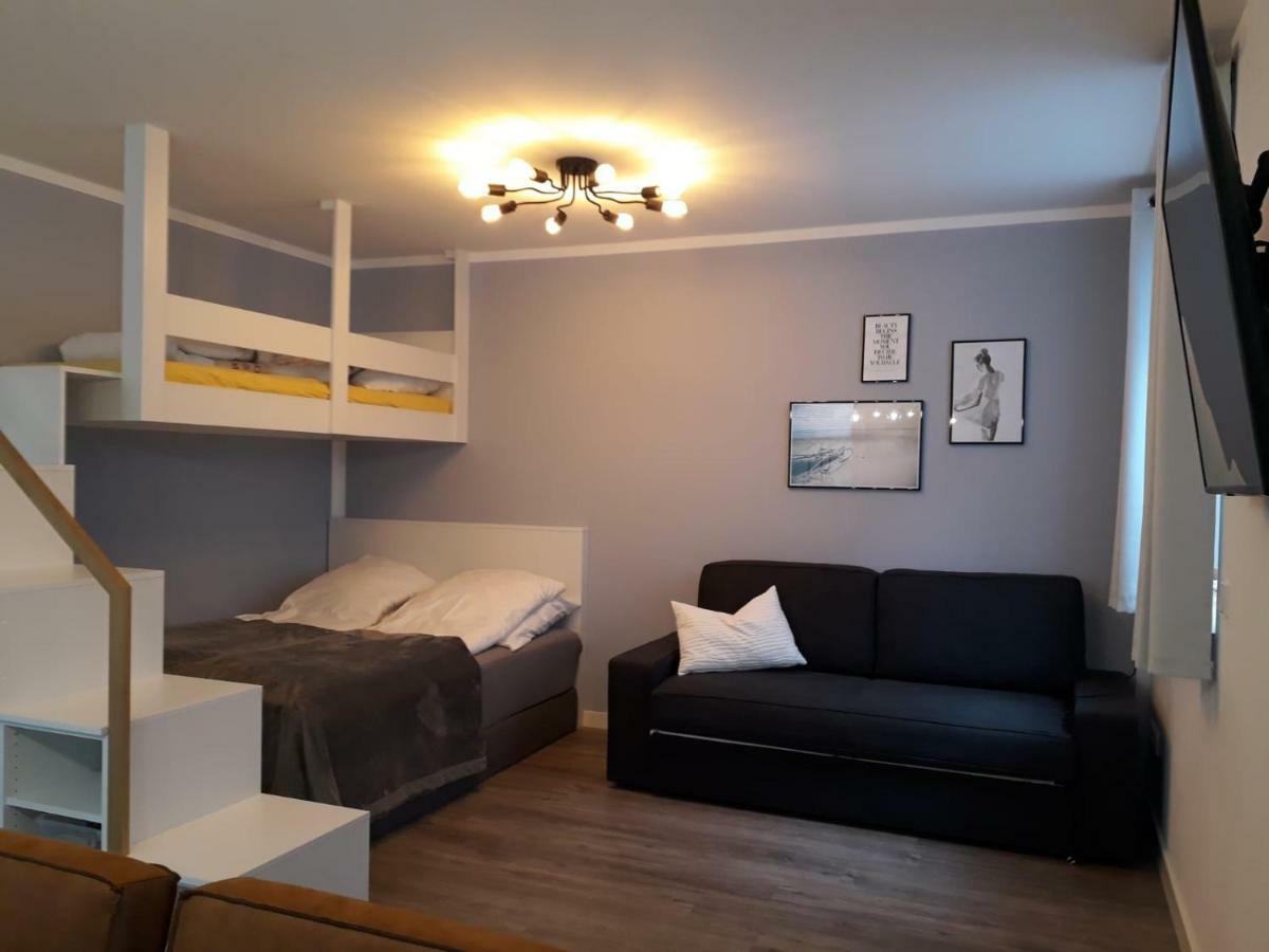 Petit Bagage 2019 Neueroeffnung Apartment Sankt Augustin Ngoại thất bức ảnh